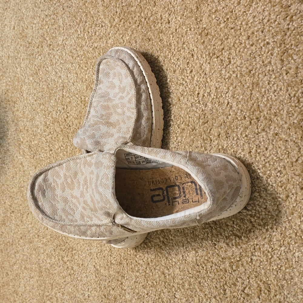 Hey Dude shoes
